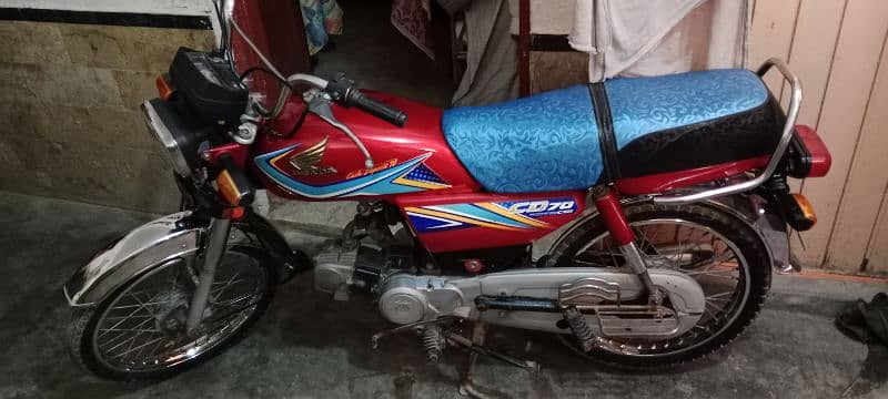 Honda CD 70 2019 3