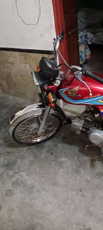 Honda CD 70 2019 4