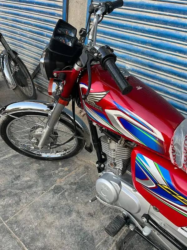 Honda CG 125 2022 3