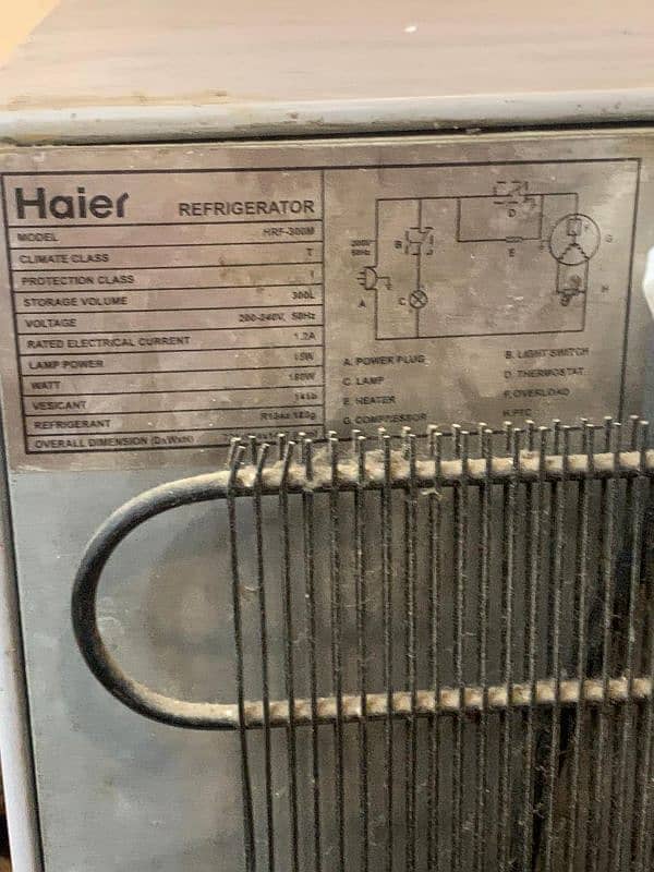 Haier refrigerator/ 2