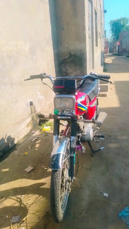 Honda 125cg urgent . . 0312 6650 447 whatsapp 2