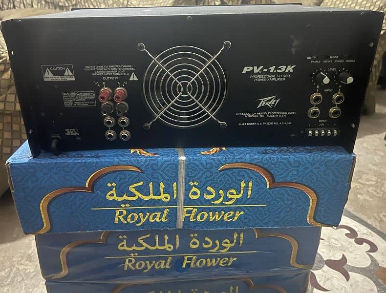 Peavey Power Amplifier Amplifier 1.3K 1