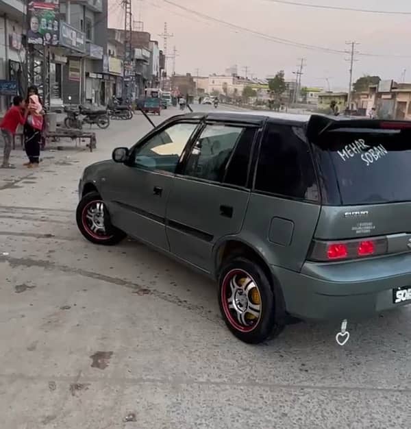 Suzuki Cultus 2012 0