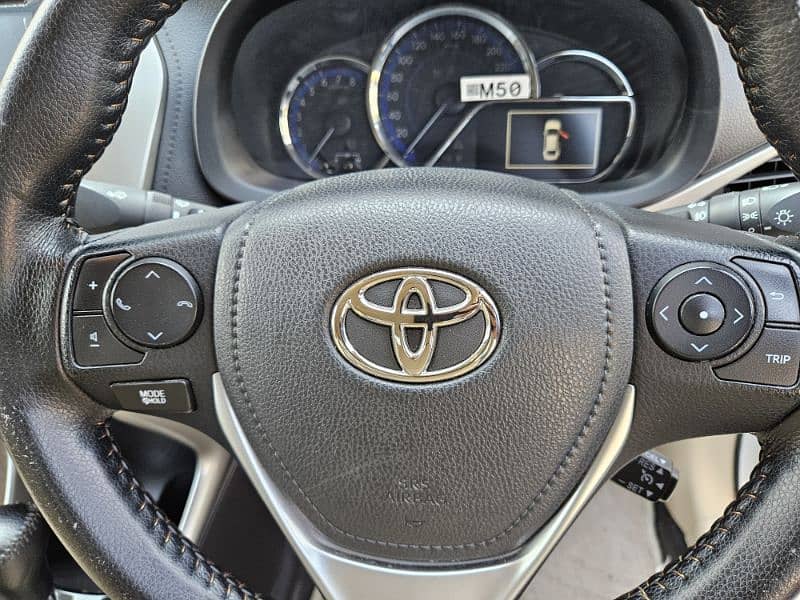 Toyota Yaris Ativ X 7