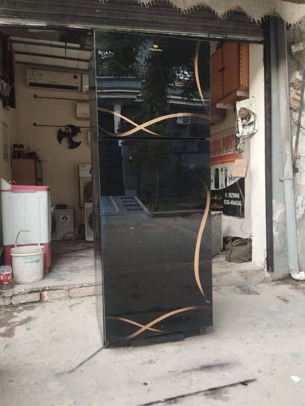 glass door bilkul ok 2