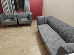 Selling this 5 seater sofa urgently