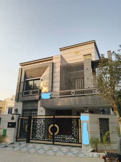 10 Marla Fully Luxury House For Sale Johar Block Bahria Town Lahore