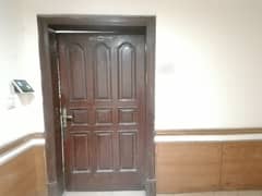 Get This Amazing 2000 Square Feet Office Available In Siddique Trade Center