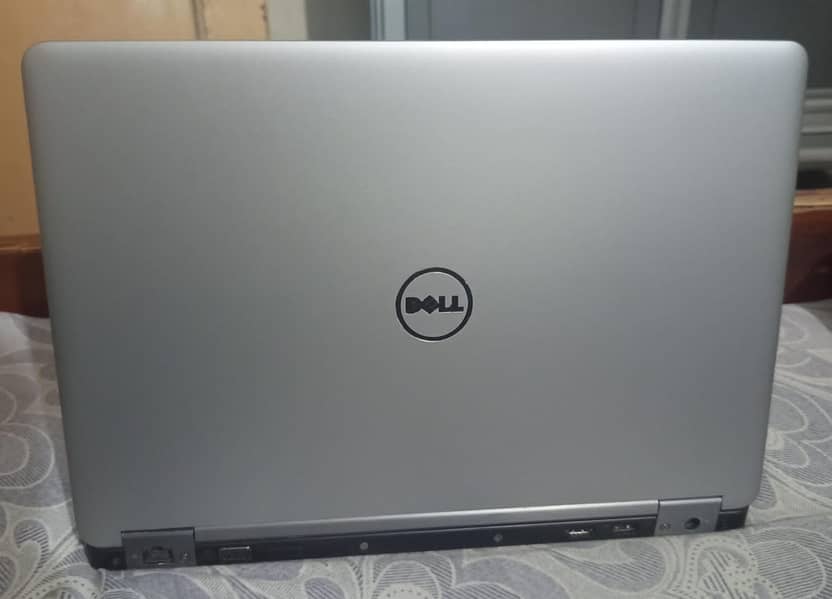 Dell Laptop 6