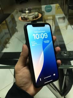 I PHONE 11 64 Gb non pta factory unlock