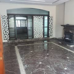 Prime Location 2 Kanal House In Gulberg For rent