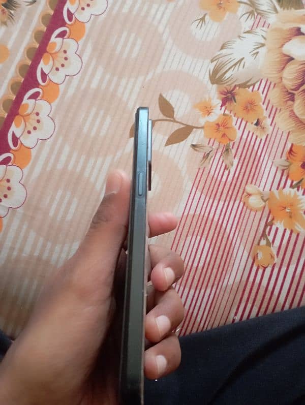 Oppo F21 Pro 1