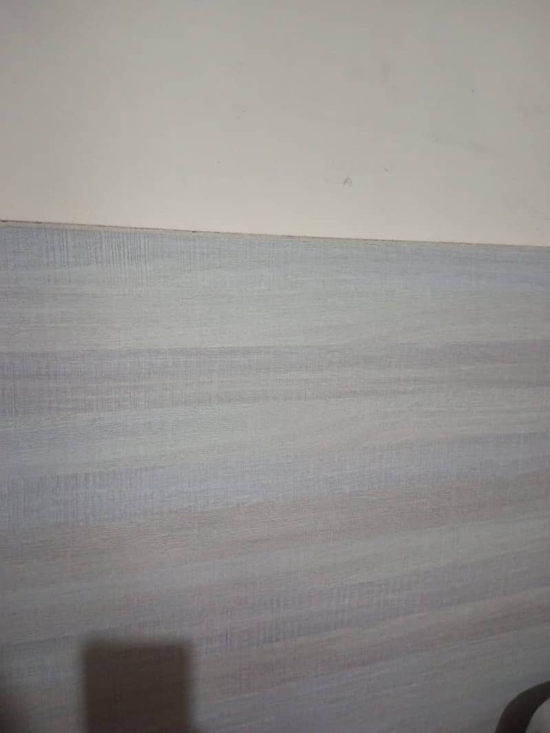 untoched woodenalmari complete saman,sheets hardware 1year ago kharida 4