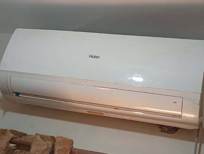 1 ton Ac for sale non inverter 2