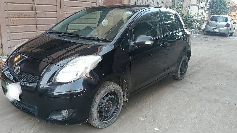 Toyota Vitz 2010 1