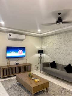 Luxurious 1Bed Furnished flat for Per Day Bahria town