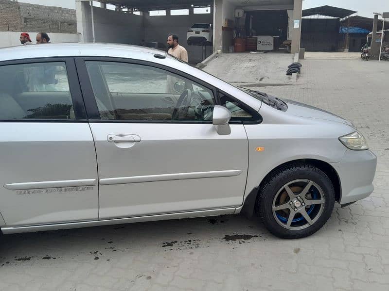 Honda City IDSI 2006 5