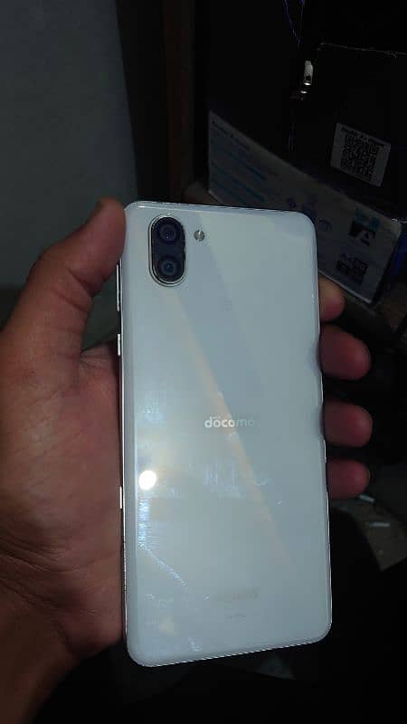 Aquos R3 (Touch Issue) 1