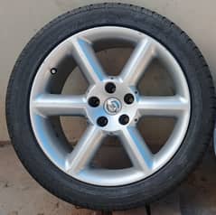 Nissan Fairlady 350 Z Tyre