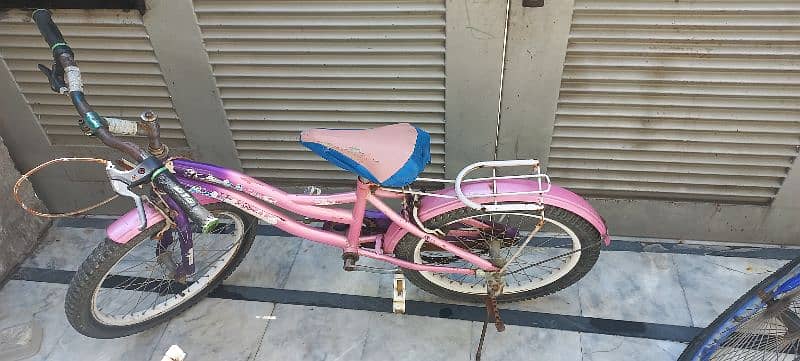 Two bicycle for sale good condition 4