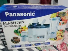 Panasonic Juicer/Blender MJ-M176P