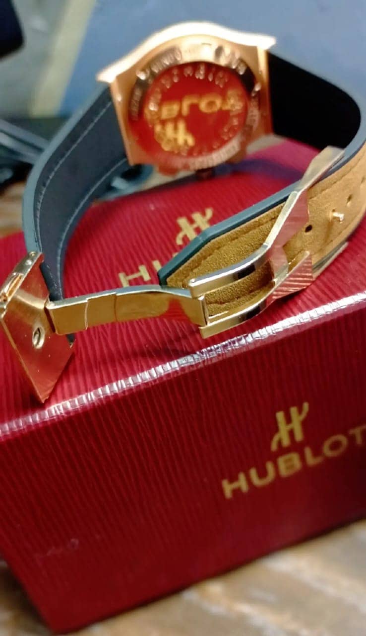 Hublot watch for Men 3