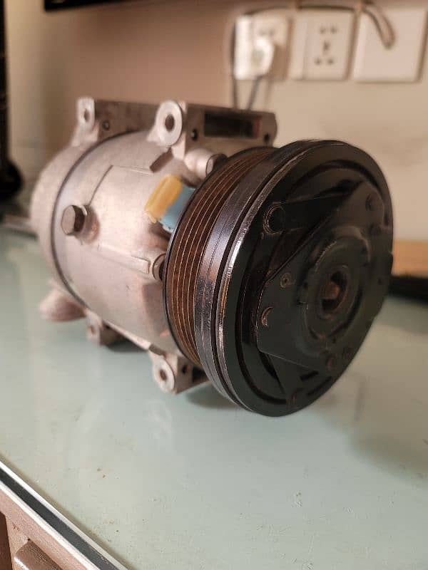 AC Compressor 4