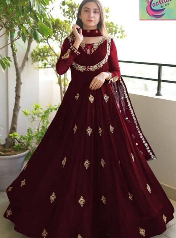 stunning 3pcs woman's stitched Maxi suit in Embroidered chiffon -mroon 0