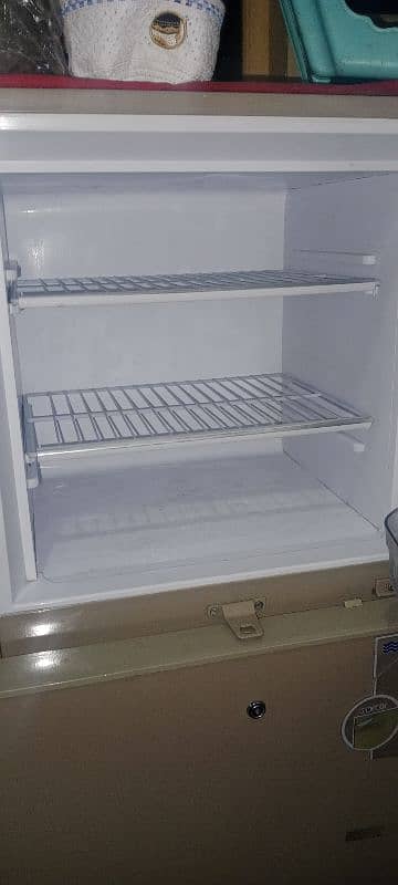 Vaves fridge For Sale 1