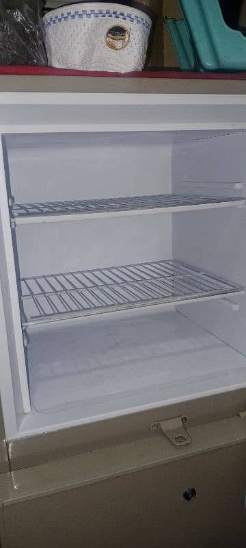 Vaves fridge For Sale 2