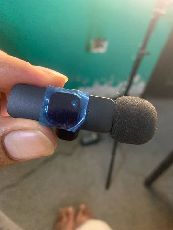 Bluetooth mic pair for interview or podcast 3