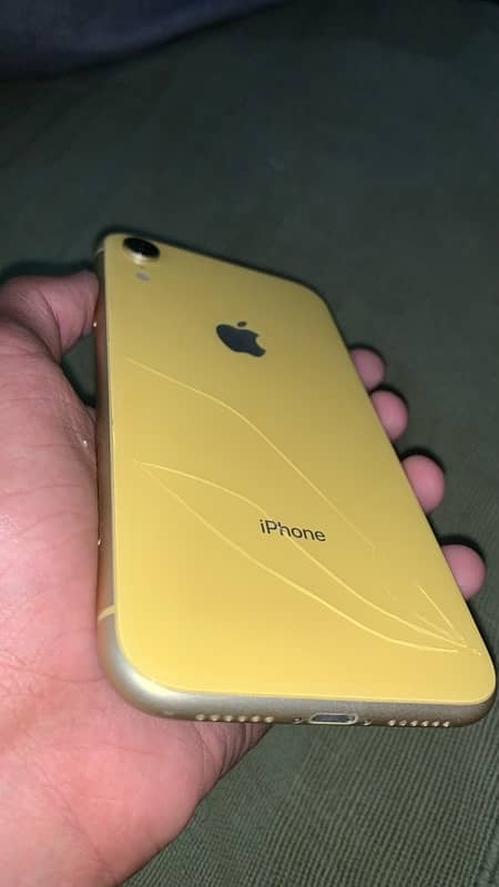 Iphone XR yellow Colour 2