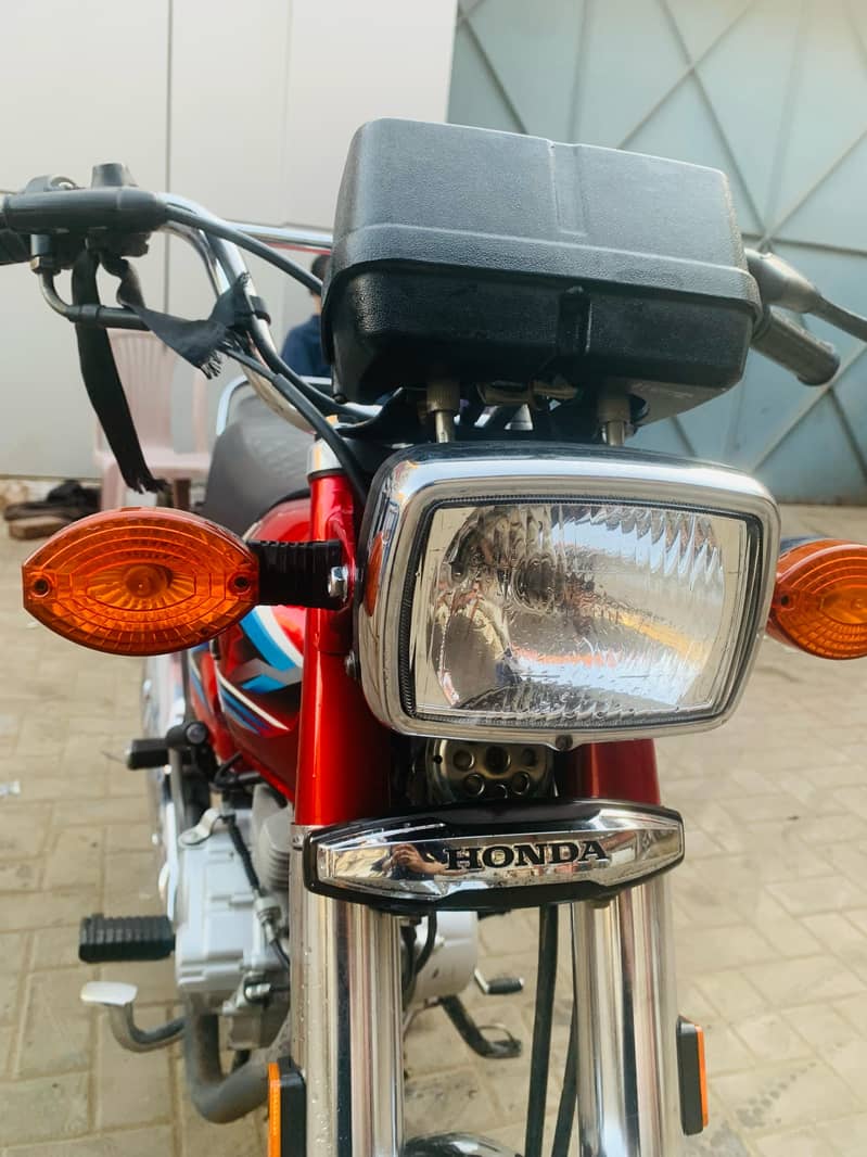 Honda CG 125 2024 4