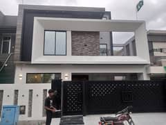 10 Marla House For Sale In Paragon City Lahore