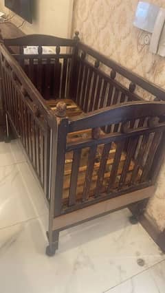 baby cot for sale