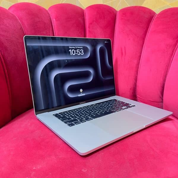 macbook pro 2019/2020 0