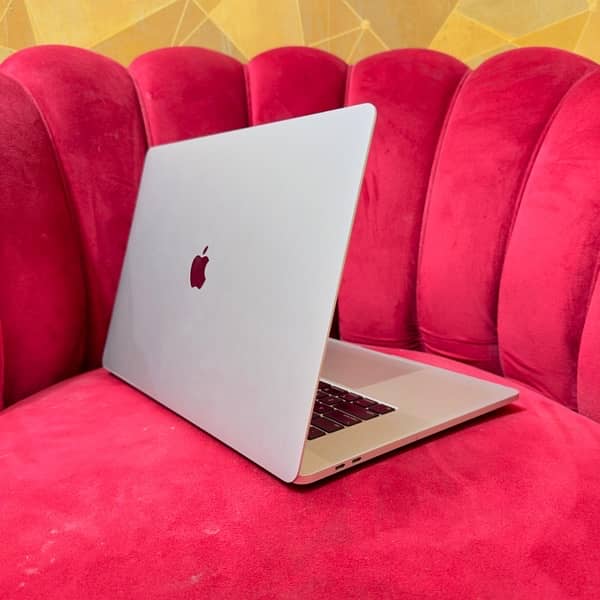 macbook pro 2019/2020 4