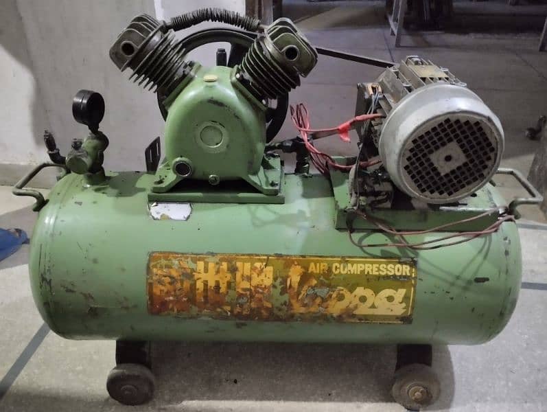 Air compressor and pneumatic machines 0