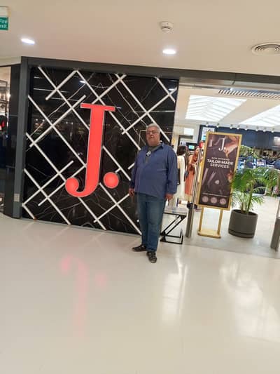 Mendhi girls required for chaandraat