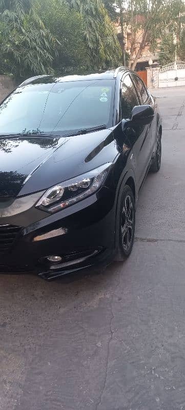 Honda Vezel 2016 1