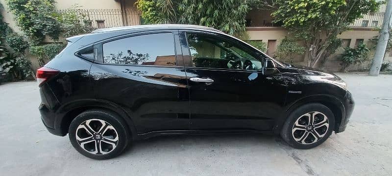 Honda Vezel 2016 6