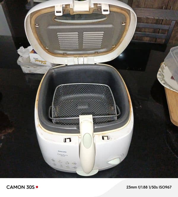 PHILIPS DEEP FRYER 1