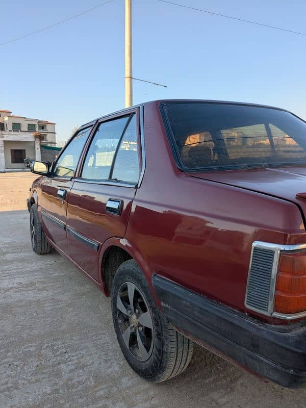 Nissan Sunny 1985 3