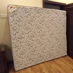 Mattress - King bed spring mattress