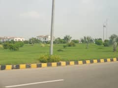 IDEAL LOCATION PLOT AVAILABLE FOR SALE DHA CITY SECTOR 9E