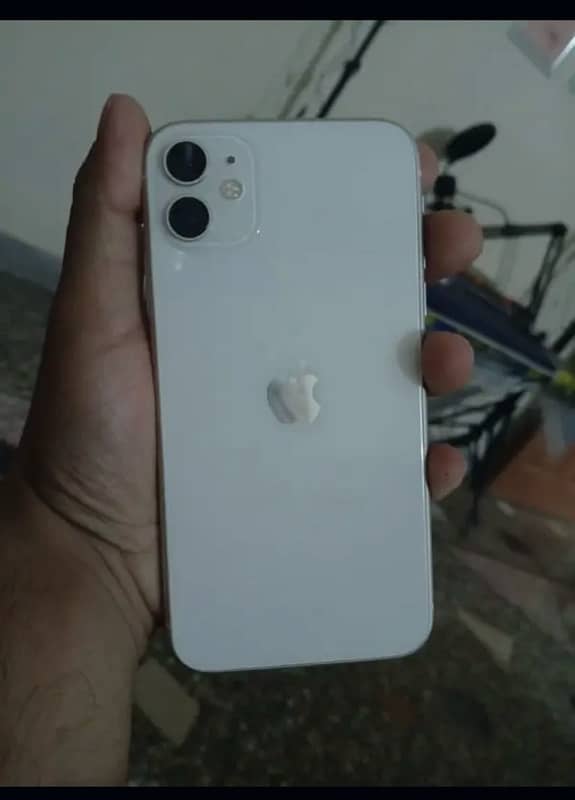 iPhone 11 64gb White 1