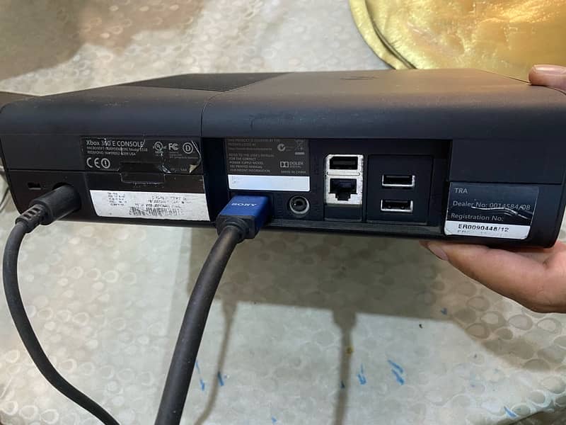x Box 360 E slim console Model 1538 1