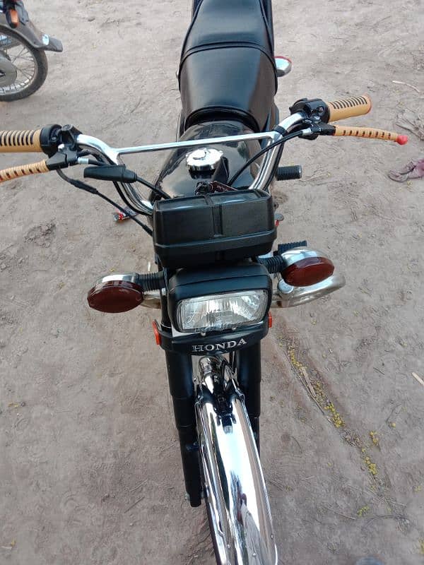 Honda125/2021 good condition 6