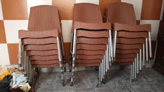 23 Chairs For sale Confition 9/10