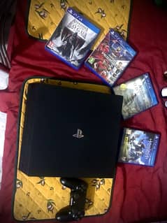 PS4  1TB with controller, 6 games